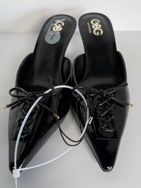 GBG Los Angeles Black Kitten Heel Pumps Size 7M NWOT